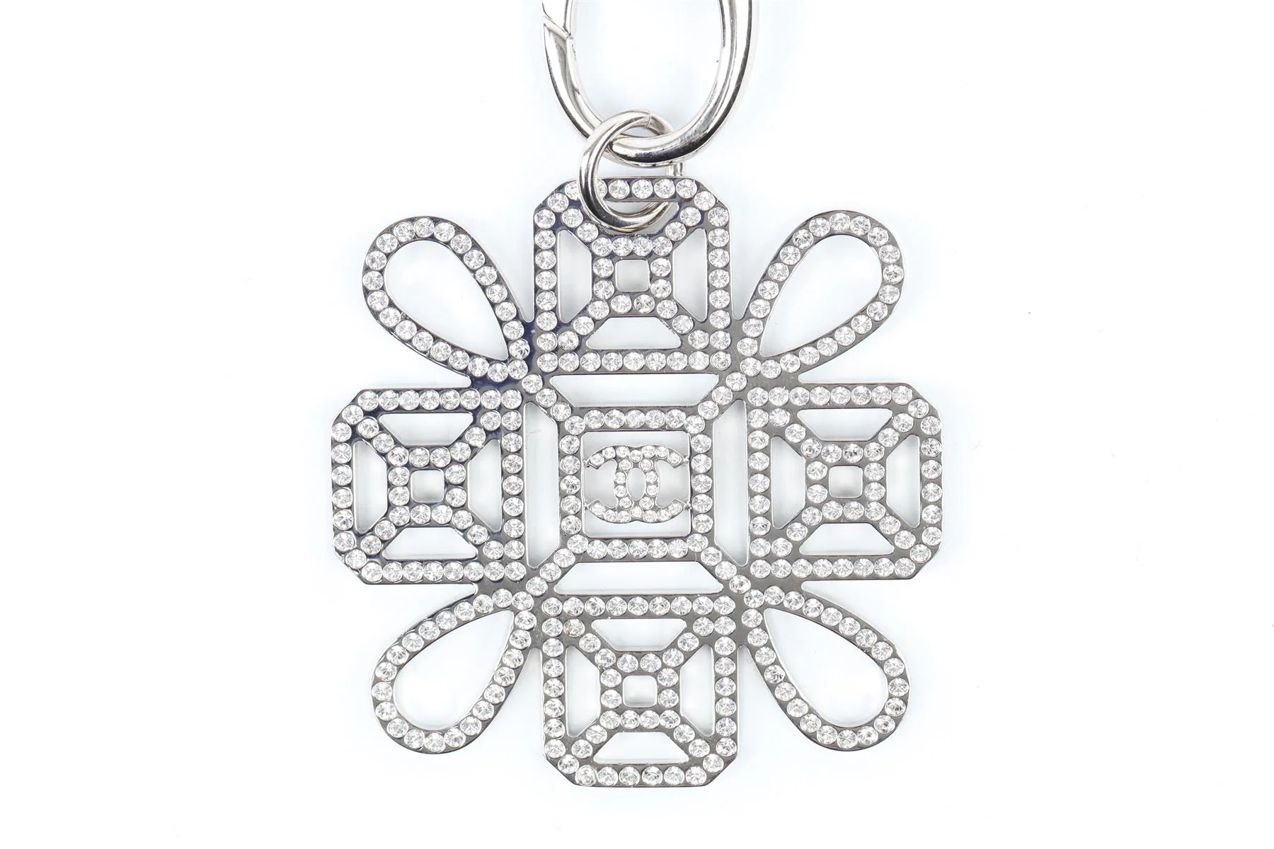 CHANEL SILVER 2017 CC STRASS NECKLACE - Image 3