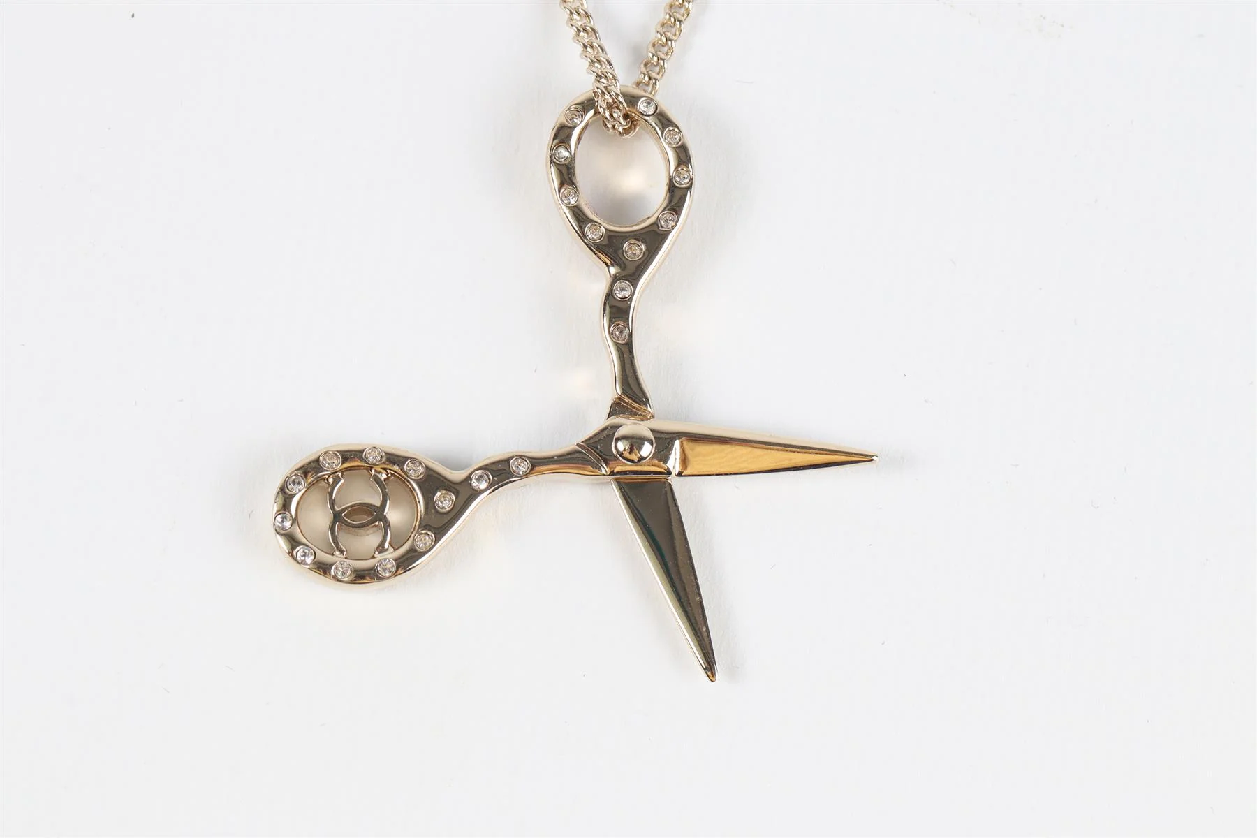 CHANEL SILVER 2021 CC SCISSORS PENDANT NECKLACE - Image 3