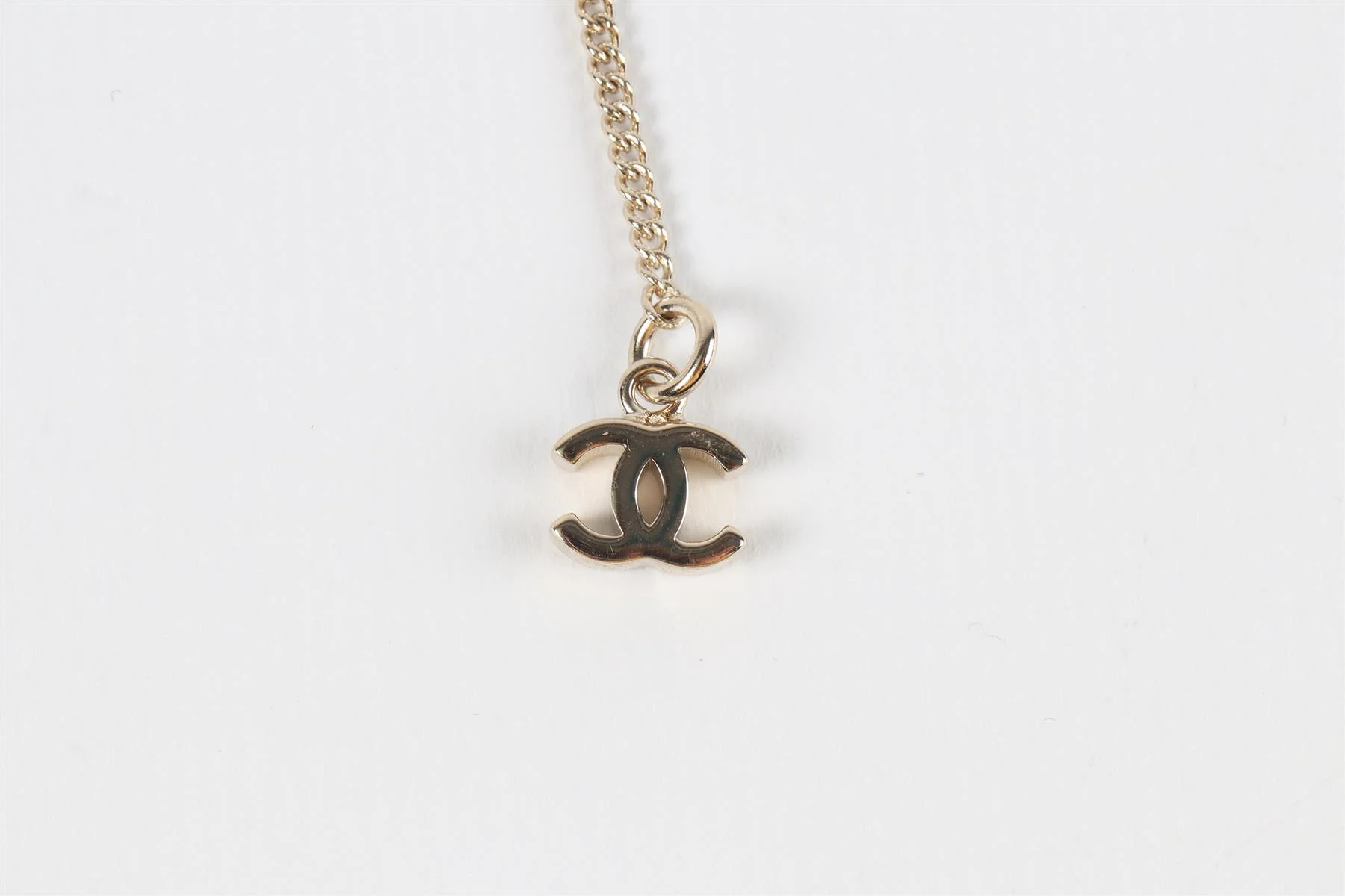 CHANEL SILVER 2021 CC SCISSORS PENDANT NECKLACE - Image 6
