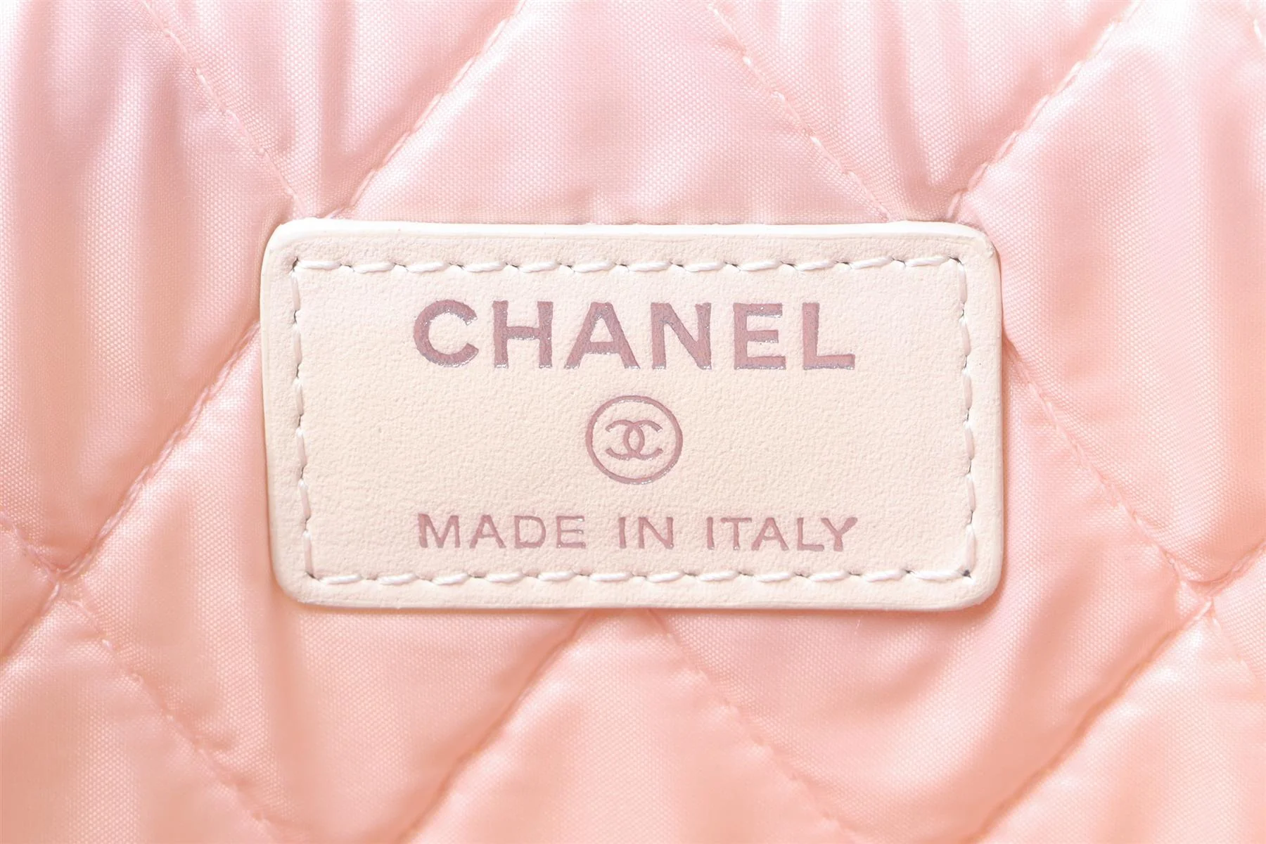 CHANEL WHITE 2017 O-CASE MEDIUM CANVAS CLUTCH - Image 8