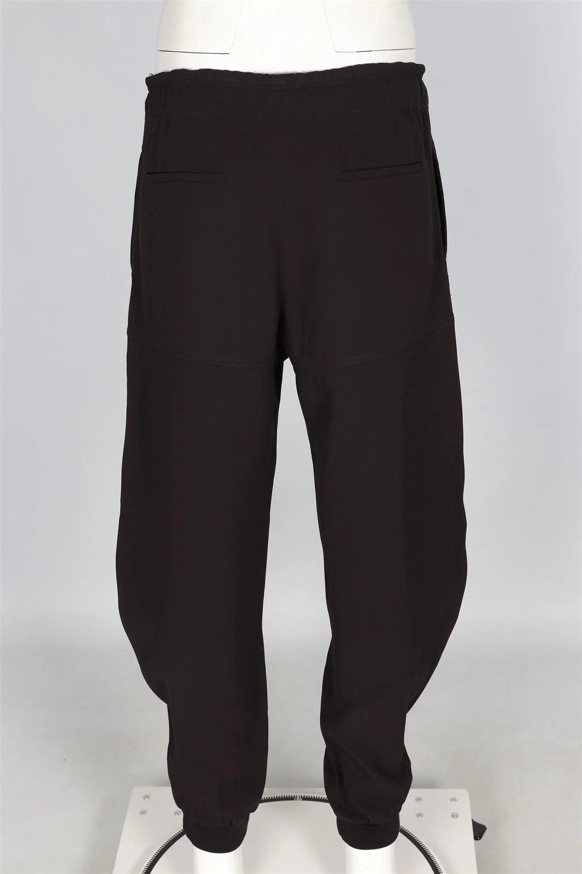 CHLOÉ BLACK CREPE TAPERED TROUSERS FR 40 UK 12 - Image 4
