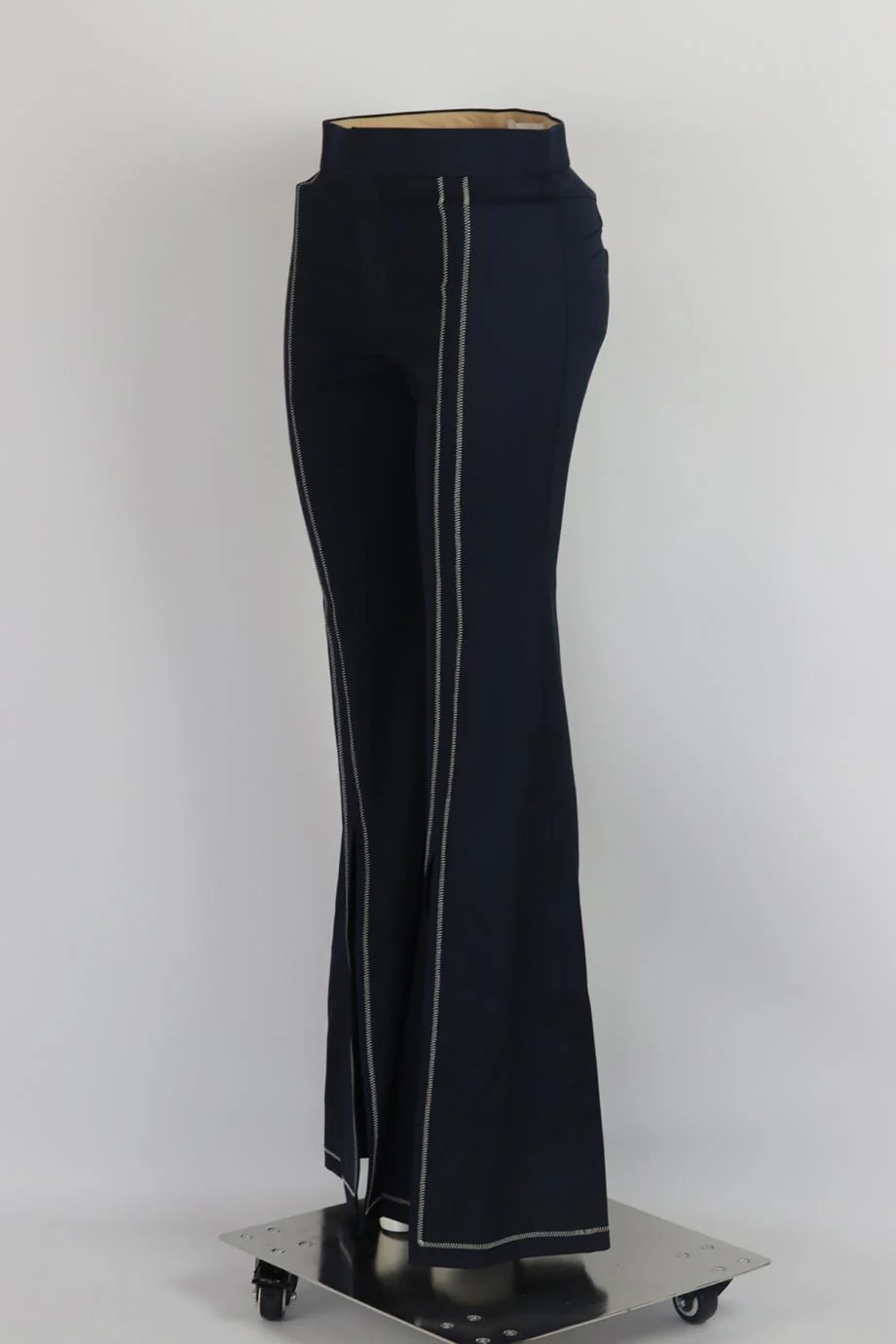 CHLOÉ HIGH RISE STRETCH WOOL FLARED PANTS FR 36 UK 8 - Image 3