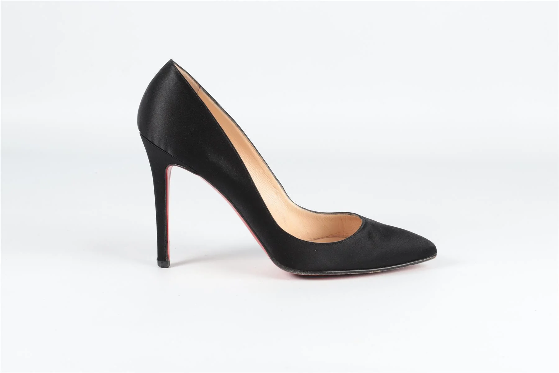 CHRISTIAN LOUBOUTIN BLACK SATIN PUMPS EU 39 UK 6 US 9 - Image 2