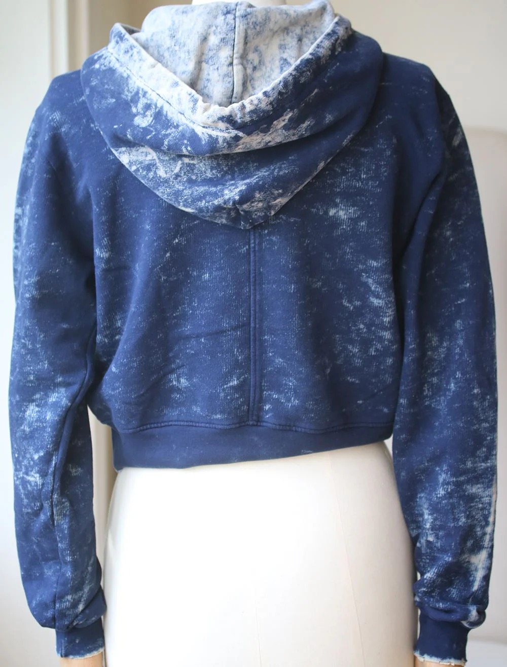 COTTON CITIZEN MILAN CROPPED PULLOVER NAVY HOODIE XSMALL - Image 5