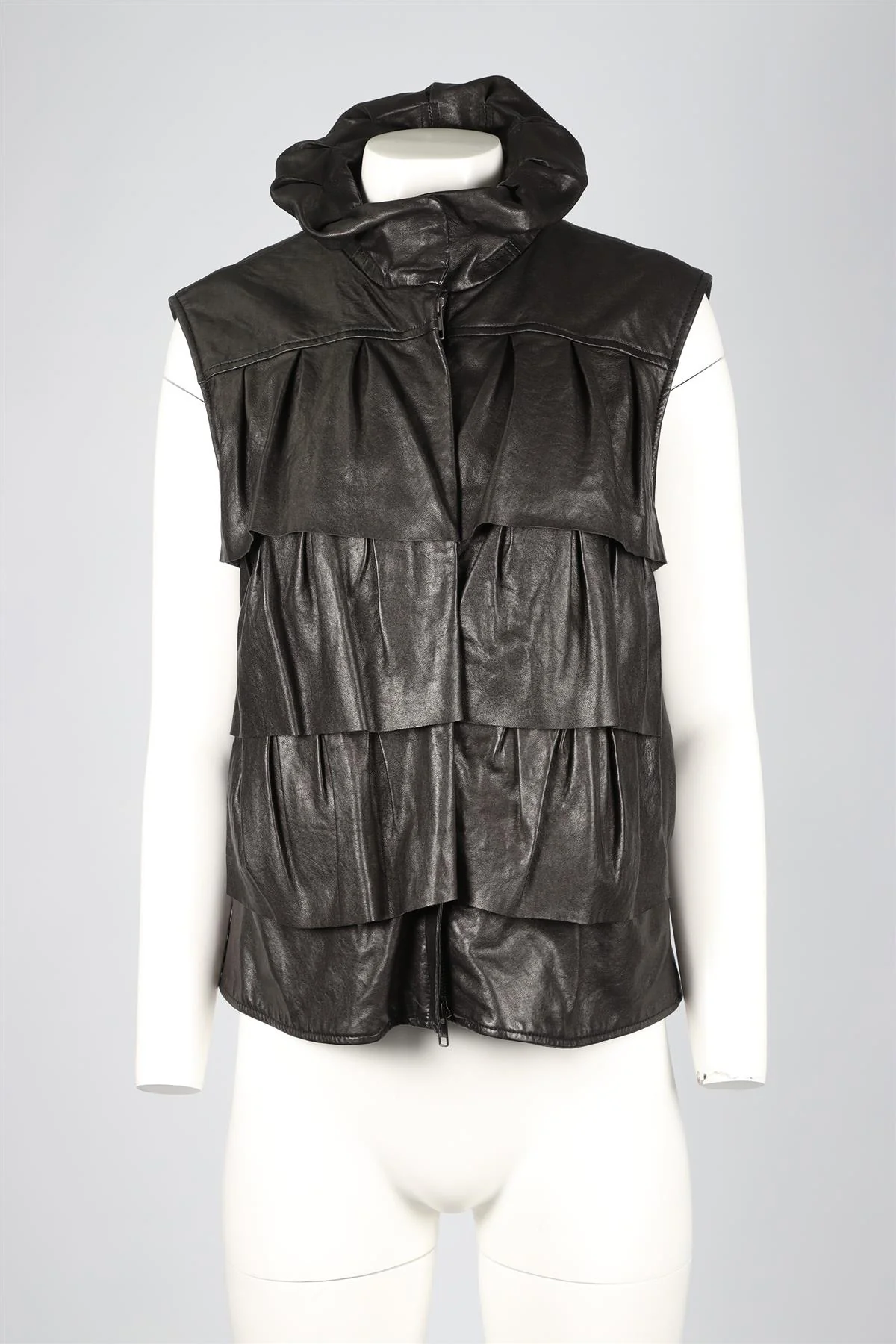 DIANE VON FURSTENBURG BLACK LEATHER GILET LARGE - Image 2