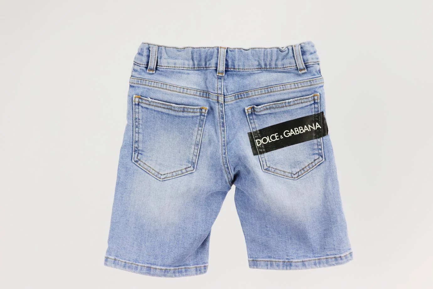 DOLCE AND GABBANA KIDS BOYS DISTRESSED DENIM SHORTS 4 YEARS - Image 3