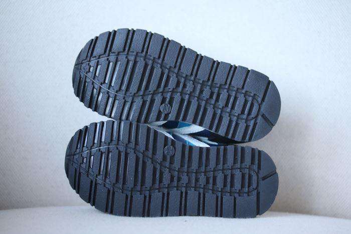 DOLCE & GABBANA BABY BOYS NAVY BLUE & BLACK LEATHER TRAINERS EU 22 UK 5 - Image 4