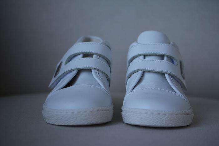 DOLCE & GABBANA BABY BOYS WHITE LEATHER TRAINERS EU 22 UK 5 - Image 2