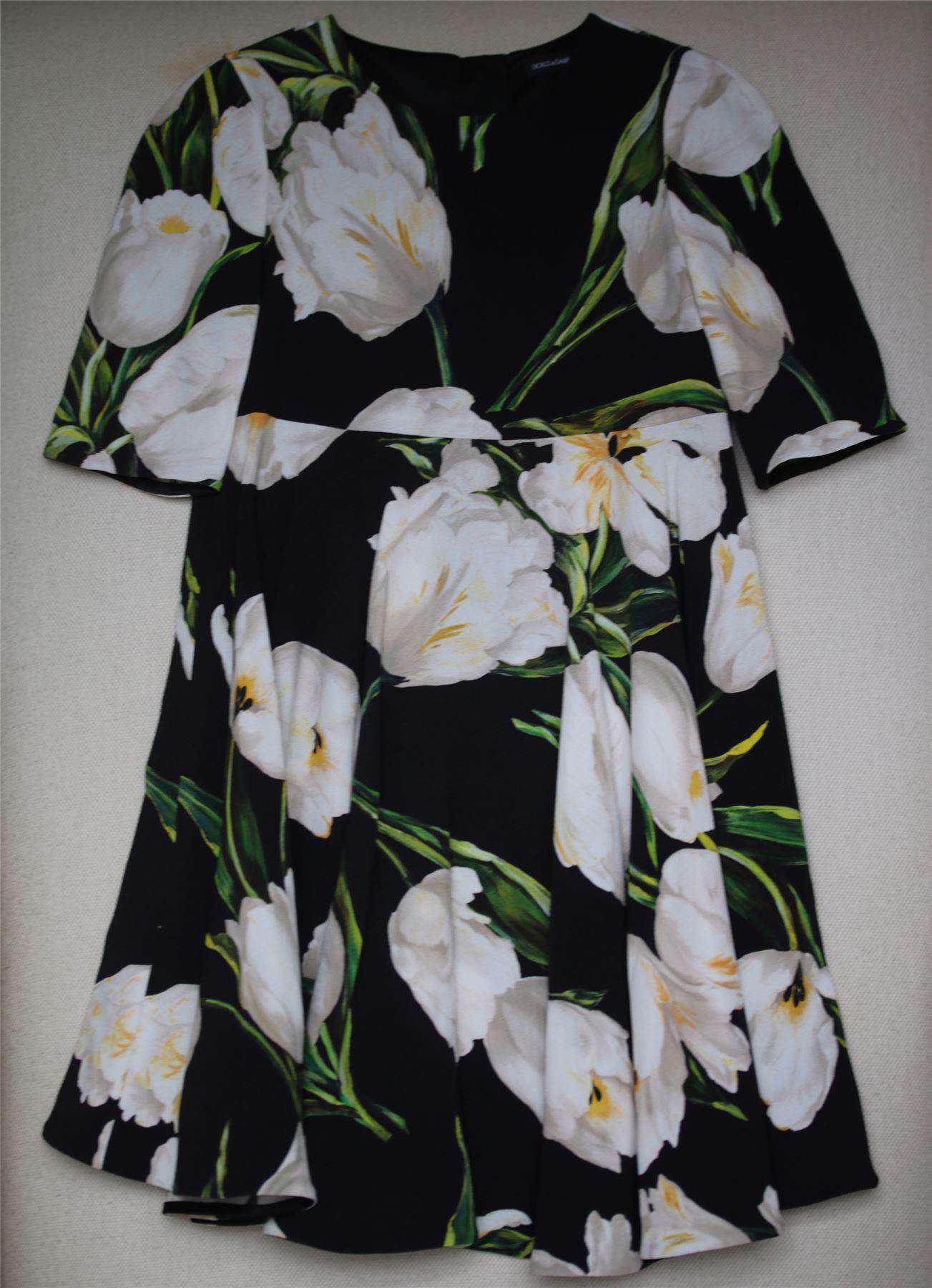 DOLCE & GABBANA GIRLS BLACK VISCOSE CRÊPE DRESS WITH WHITE TULIP PRINT 3 YEARS - Image 3
