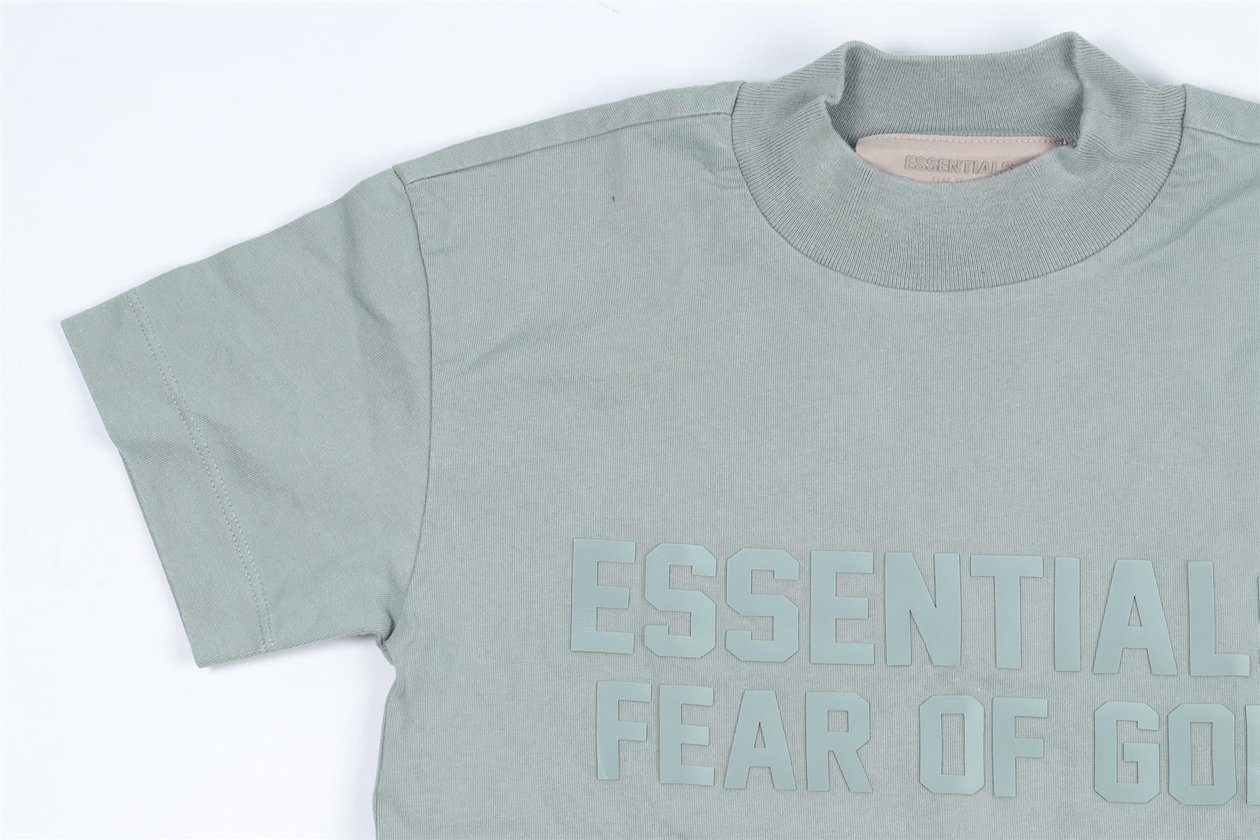 ESSENTIALS GREEN KIDS BOYS T-SHIRT 6-7 YEARS - Image 3