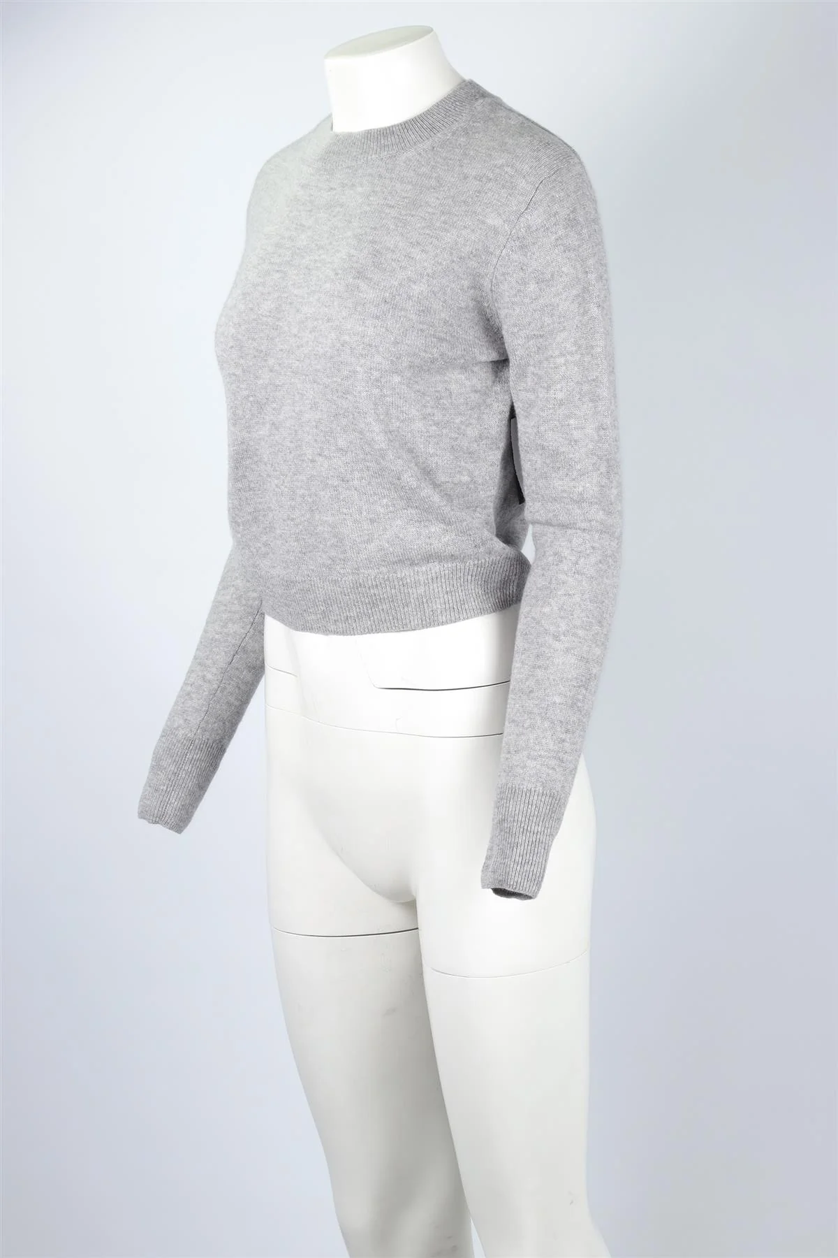 ETERNE GREY CASHMERE SWEATER MEDIUM/ LARGE - Image 3