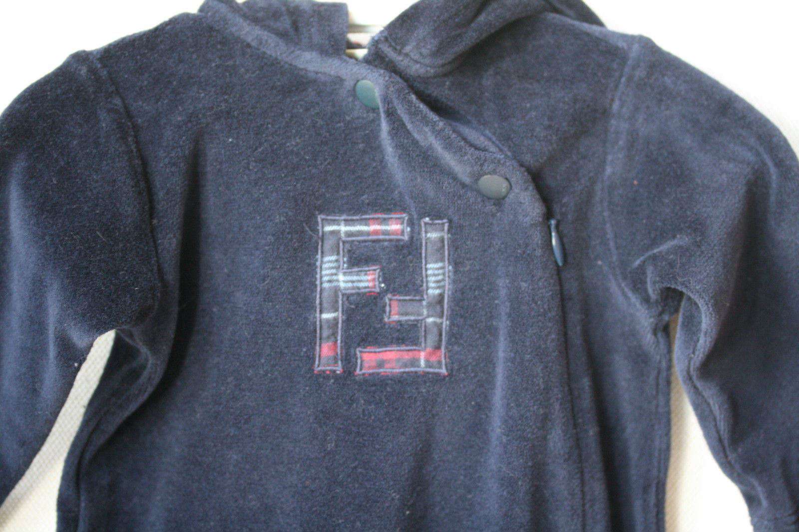 FENDI BABY BLUE NAVY VELOUR FF LOGO BABYGROW 9 MONTHS - Image 3