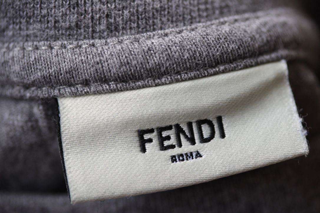 FENDI BABY GREY MONSTER TOP T-SHIRT 9 MONTHS - Image 2