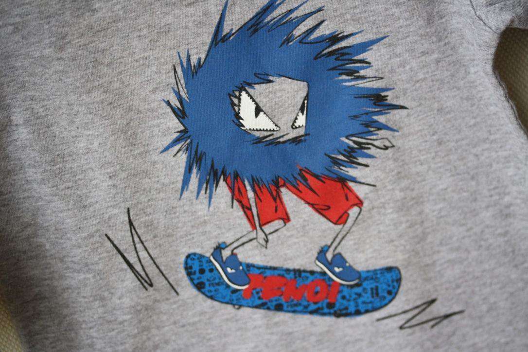 FENDI BABY GREY SKATEBOARD BAG BUG T-SHIRT TOP 6 MONTHS - Image 4