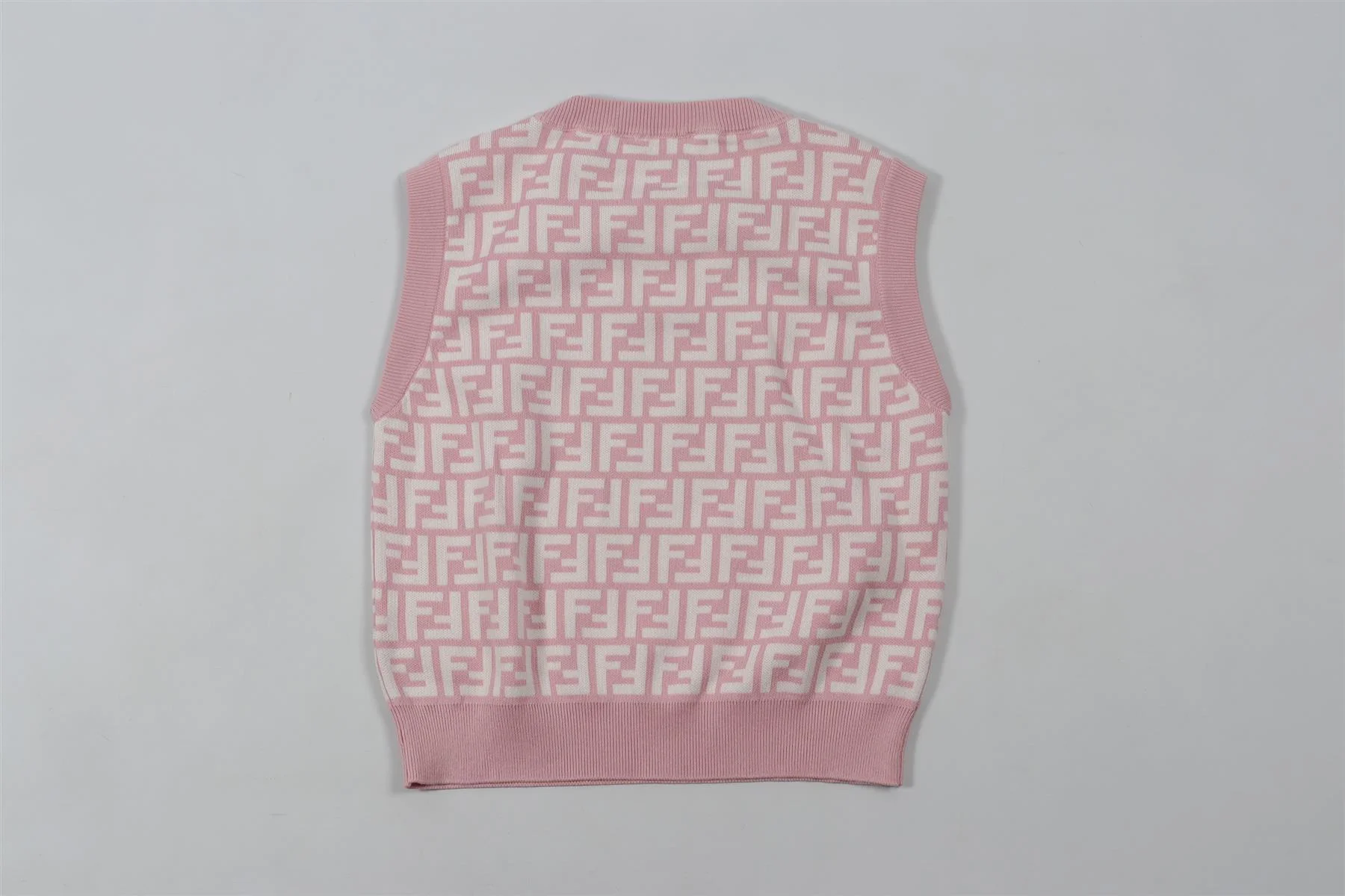 FENDI PINK KIDS GIRLS TOP 12 YEARS - Image 4