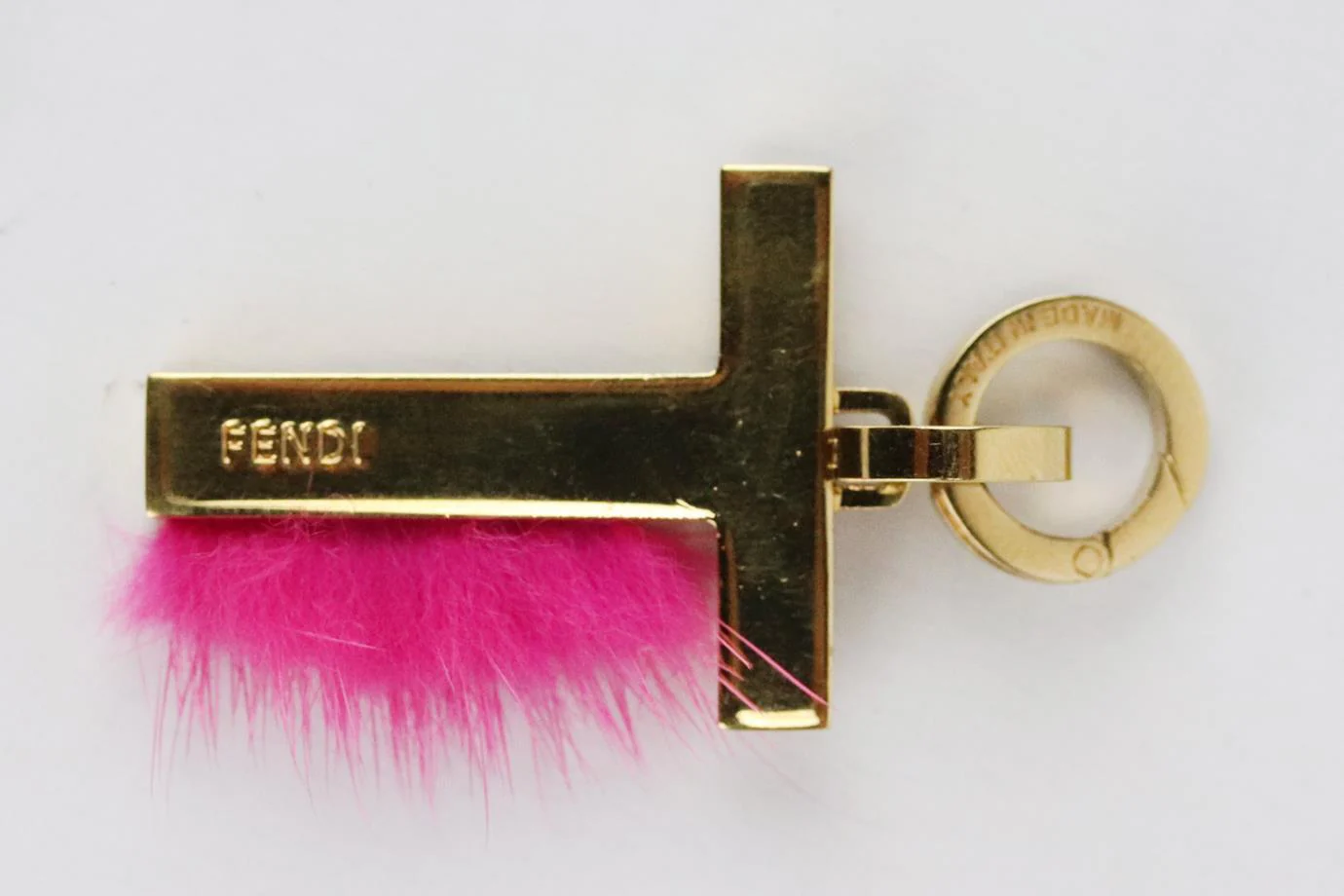 FENDI T INITIAL GOLD PLATED BAG CHARM - Image 3