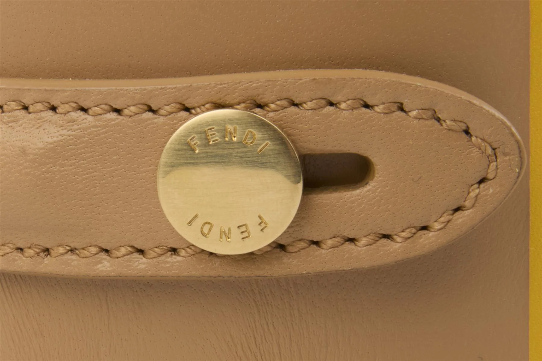 FENDI YELLOW O'LOCK OVAL LEATHER TRINKET BOX - Image 9