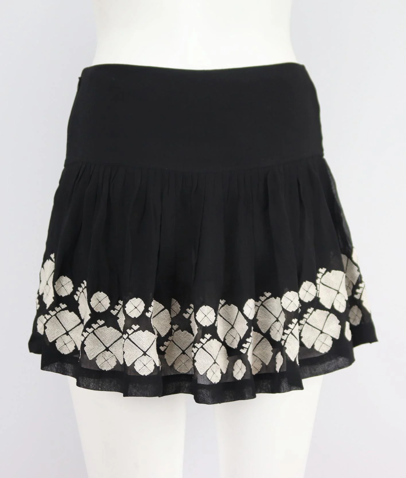 FIGUE NADIA EMBROIDERED CREPE MINI SKIRT US 0 UK 4 - Image 4