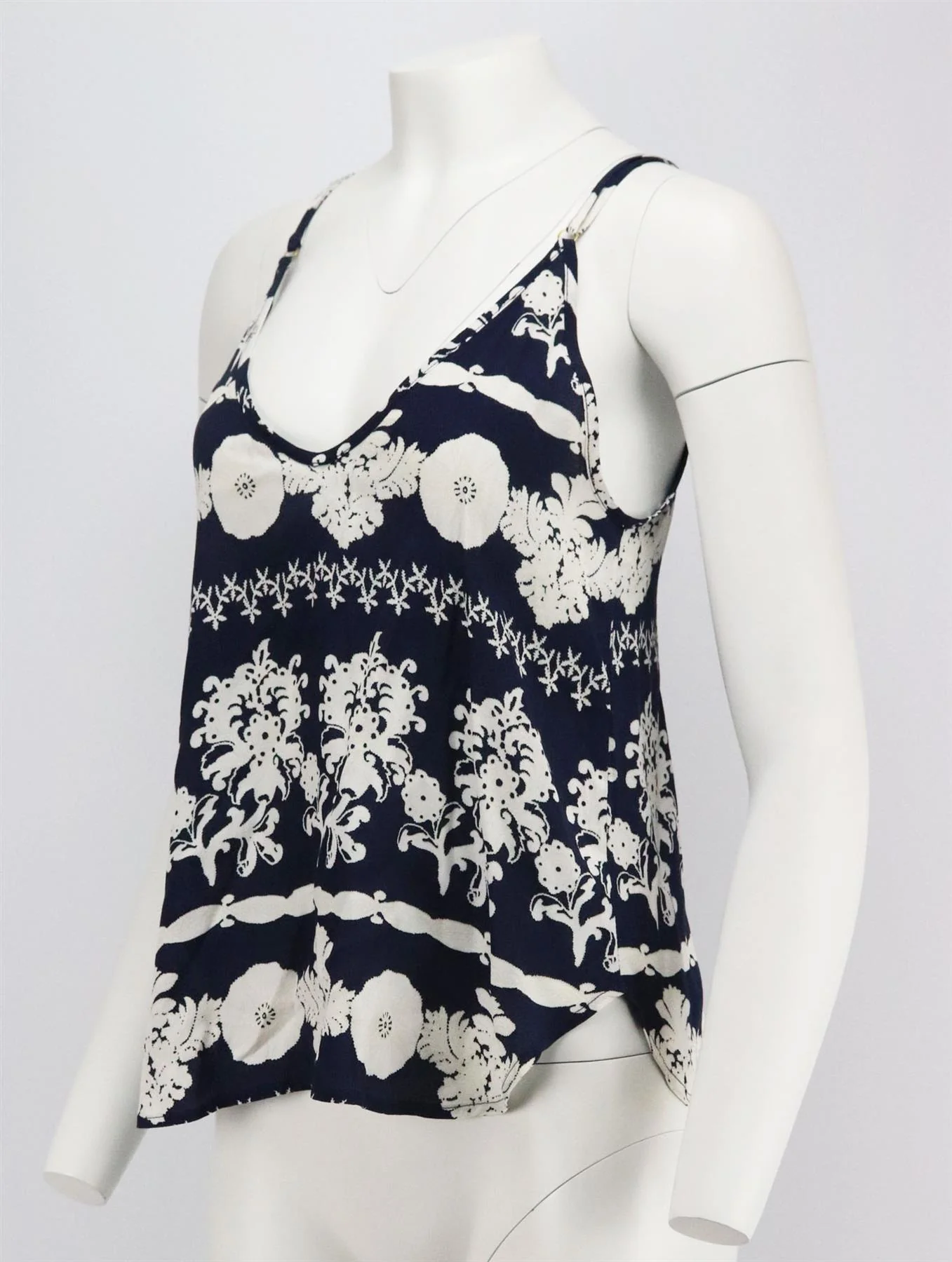 FLYNN SKYE FLORAL PRINT CREPE TOP - Image 3