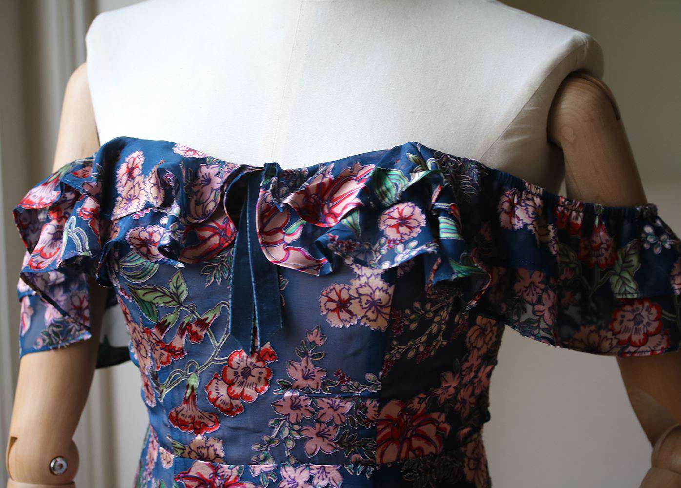 FOR LOVE AND LEMONS FLORA OFF-THE-SHOULDER DRESS SMALL - Image 4
