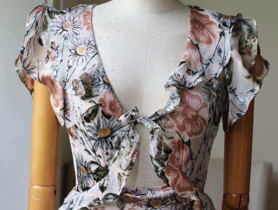 FOR LOVE AND LEMONS LUCIANA FLORAL-PRINT MAXI DRESS SMALL - Image 4