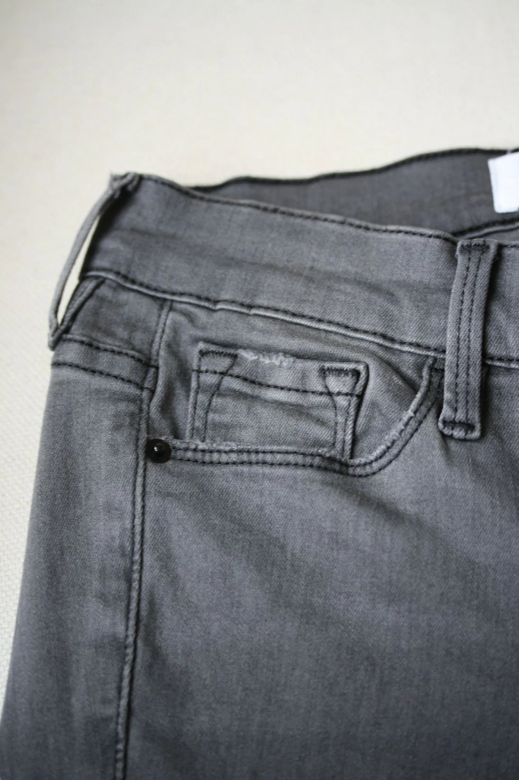 FRAME LE SKINNY DE JEANNE GREYS INN RIP JEANS W25 UK 6/8 - Image 3