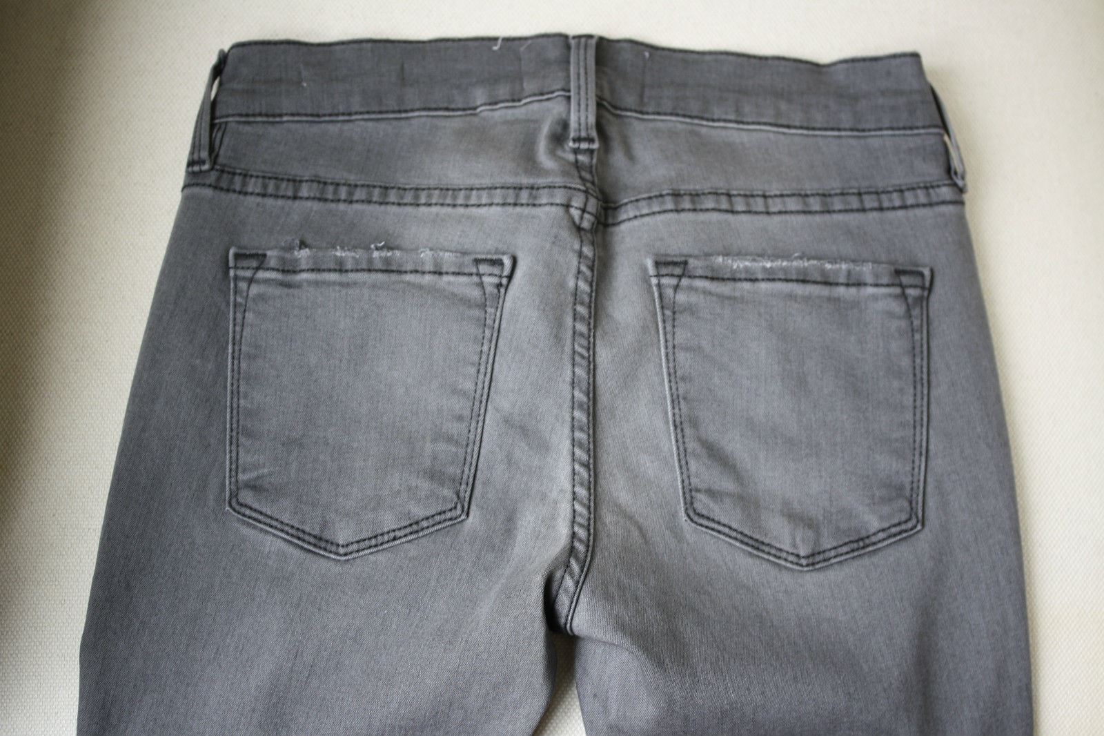 FRAME LE SKINNY DE JEANNE GREYS INN RIP JEANS W25 UK 6/8 - Image 9