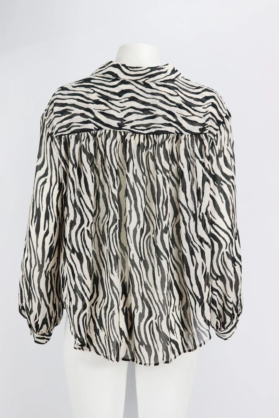 FREE PEOPLE PRINTED CREPE SHIRT MEDIUM - Image 4