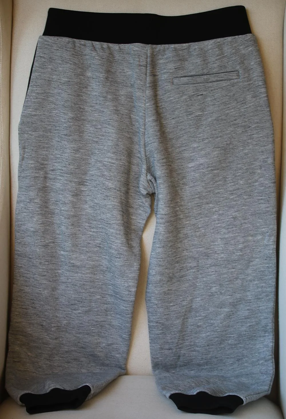 GIVENCHY CONTRASTING TRIM CROPPED SWEATPANTS FR 40 UK 12 - Image 3