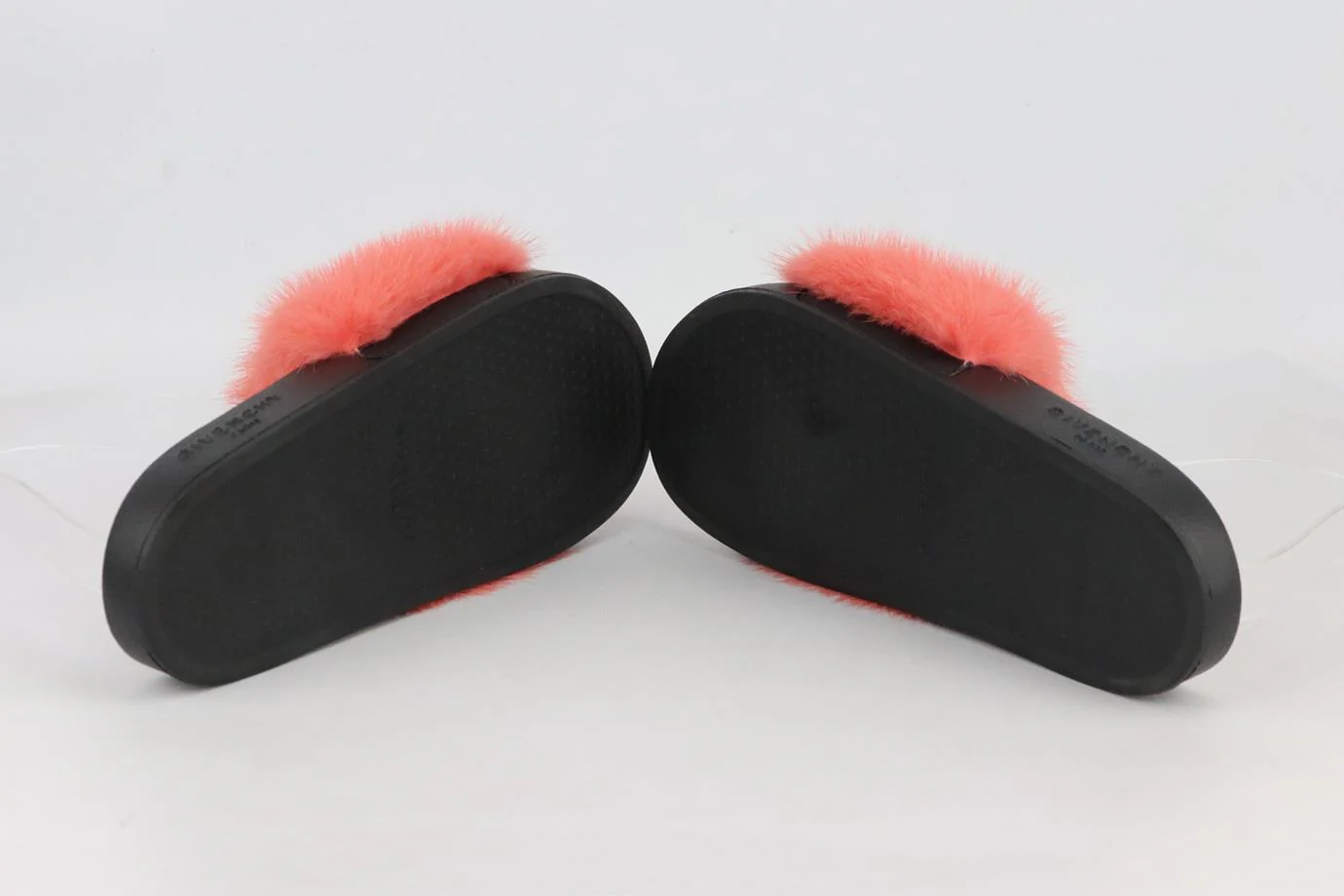 GIVENCHY FUR AND RUBBER SLIDES EU 38 UK 5 US 8 - Image 5