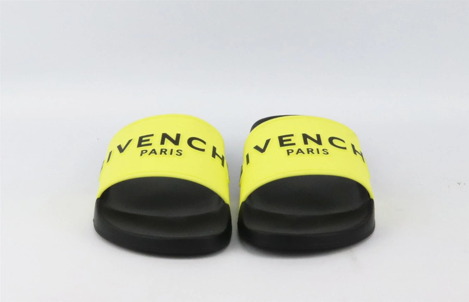 GIVENCHY LOGO PRINT RUBBER SLIDES EU 38 UK 5 US 8 - Image 3