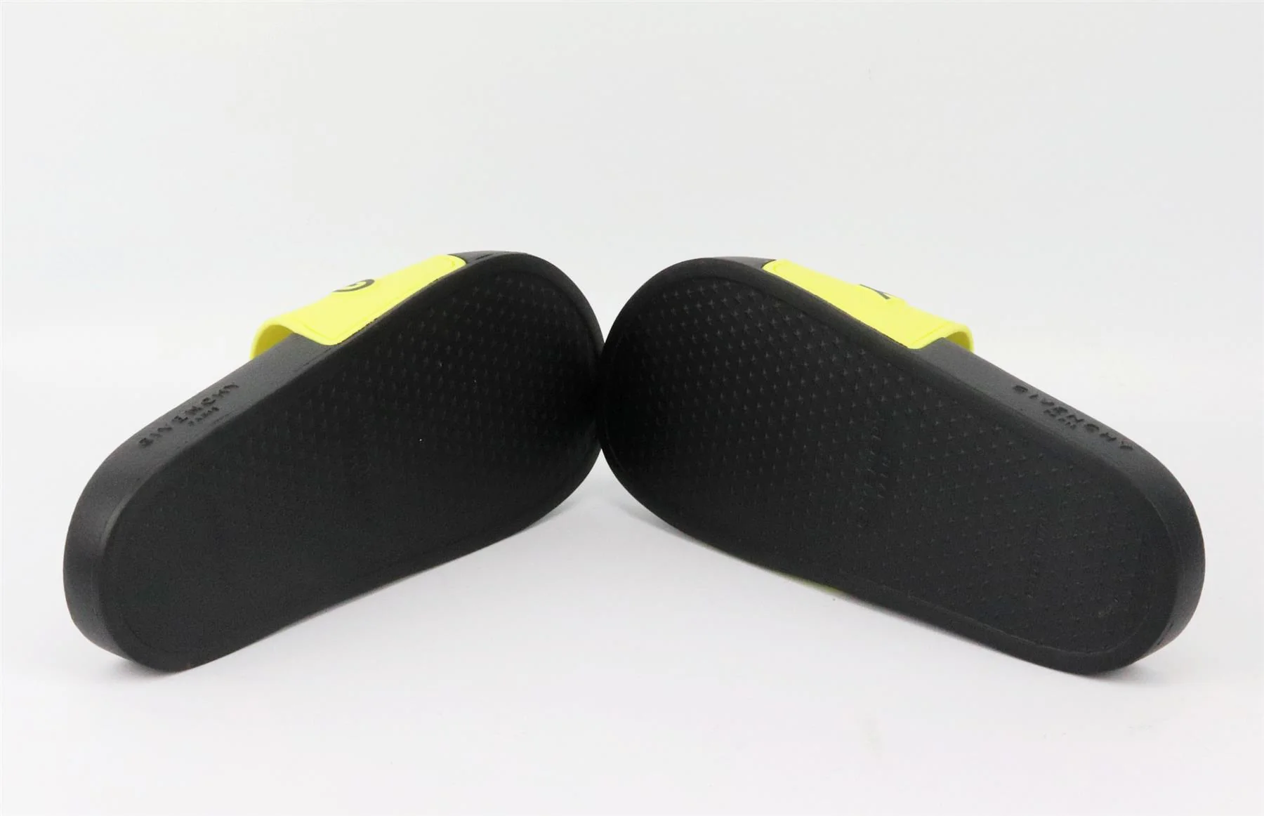 GIVENCHY LOGO PRINT RUBBER SLIDES EU 38 UK 5 US 8 - Image 5