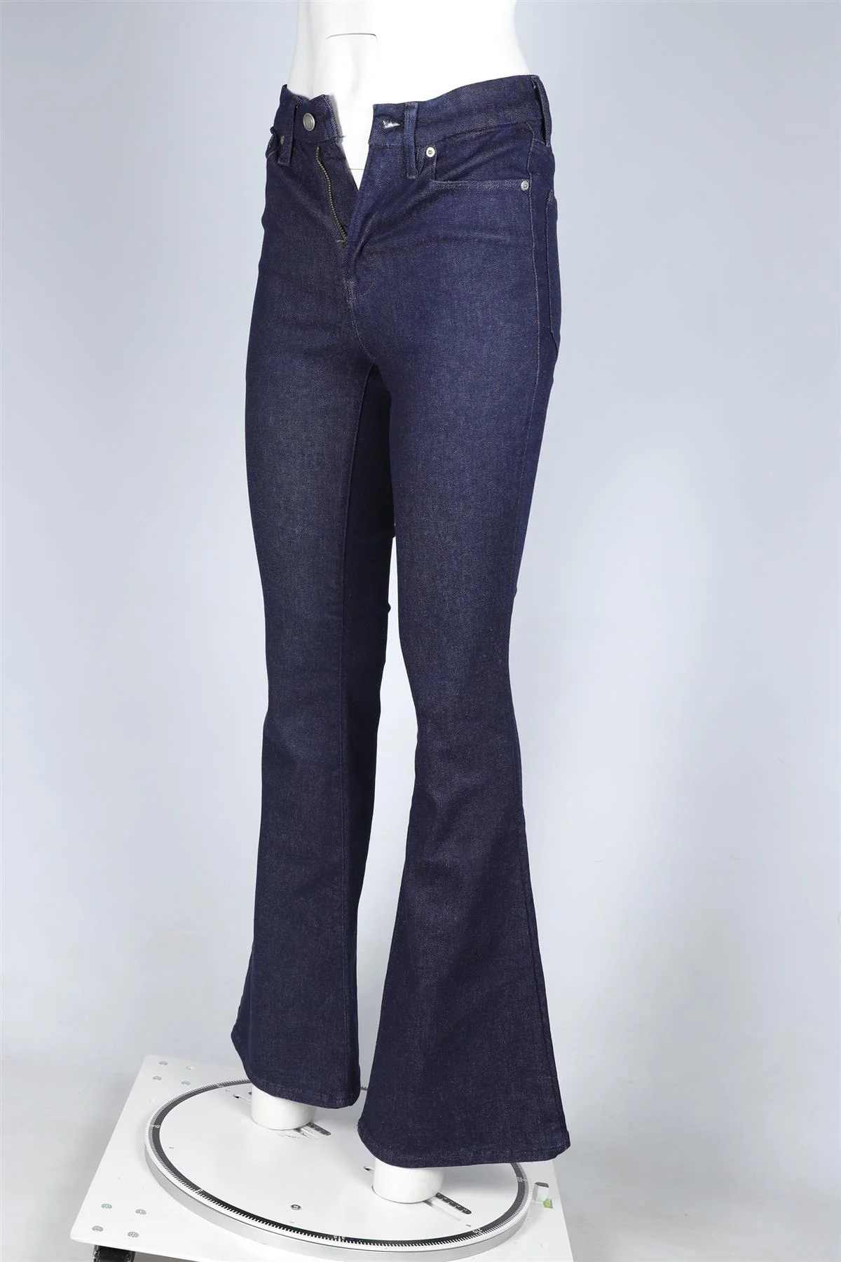 GOOD AMERICAN NAVY HIGH RISE FLARED JEANS US 00-4 UK 2-8 - Image 3