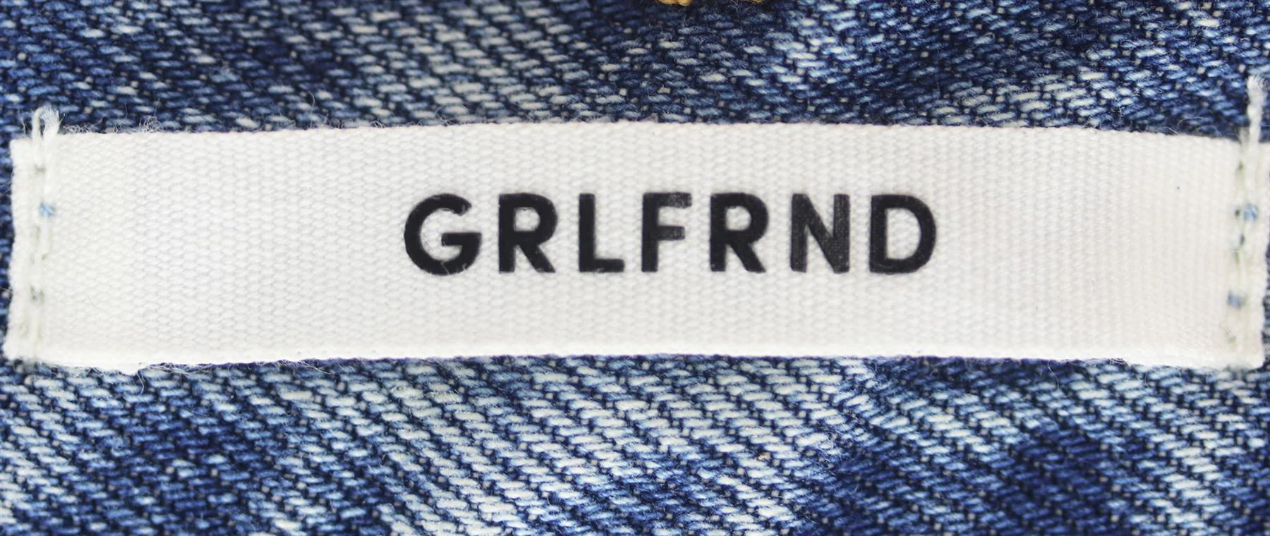 GRLFRND BEVERLY DISTRESSED DENIM SHORTS W25 UK 6/8 - Image 4