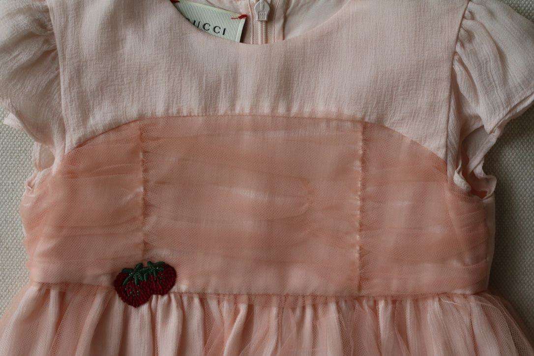 GUCCI BABY GIRLS PINK STRAWBERRY SILK TULLE DRESS 36 MONTHS - Image 4