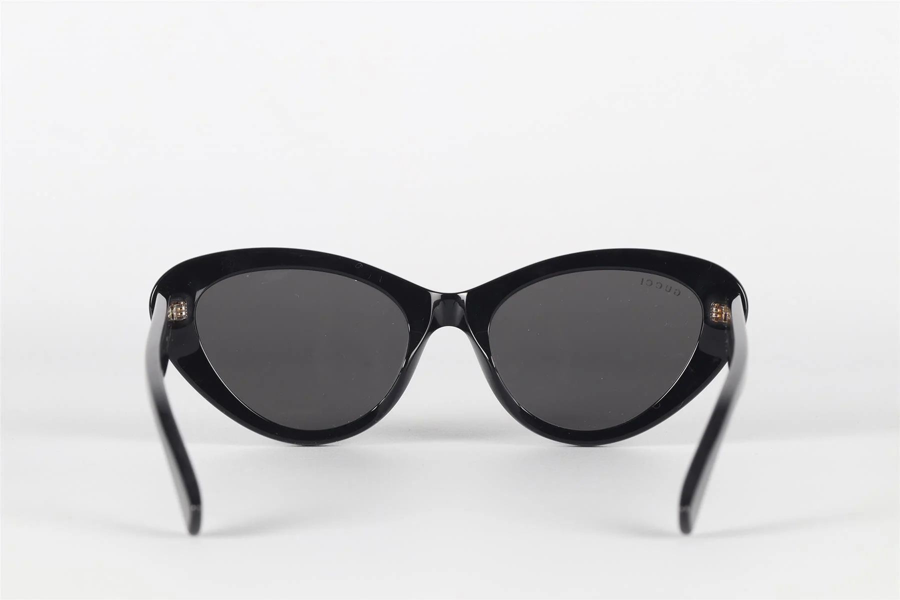 GUCCI BLACK CAT EYE ACETATE SUNGLASSES - Image 4