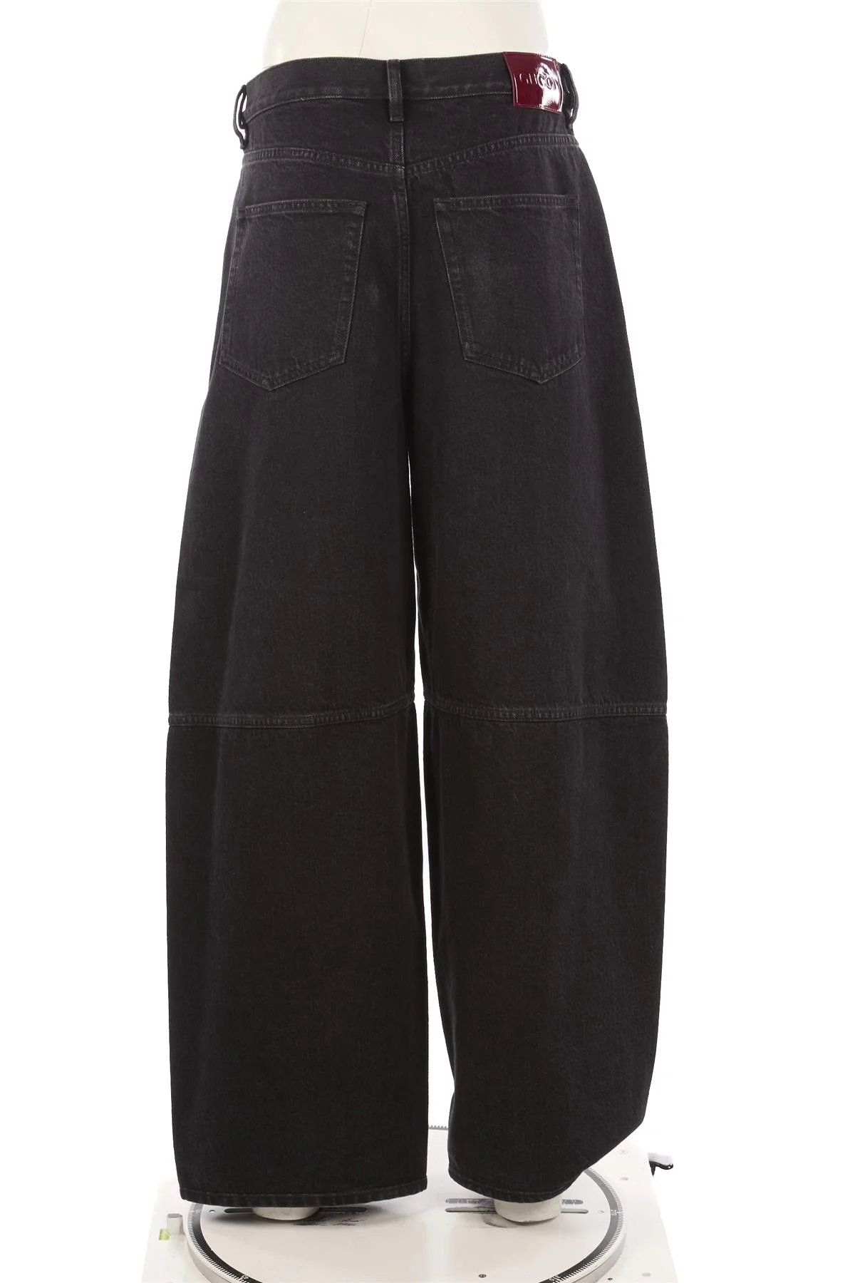 GUCCI BLACK HIGH RISE BARREL LEG JEANS W28 - Image 4