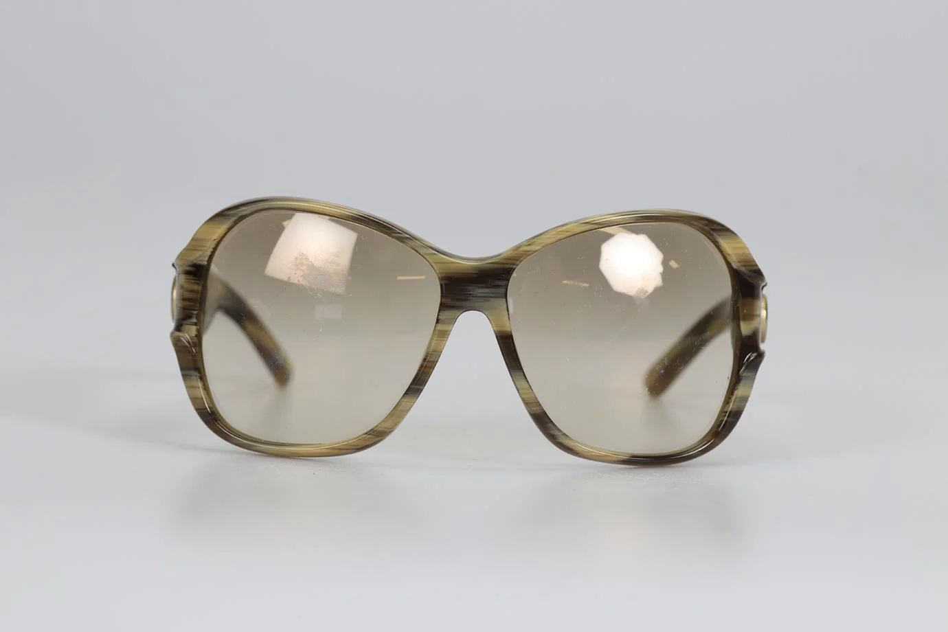 GUCCI SQUARE FRAME SUNGLASSES - Image 3