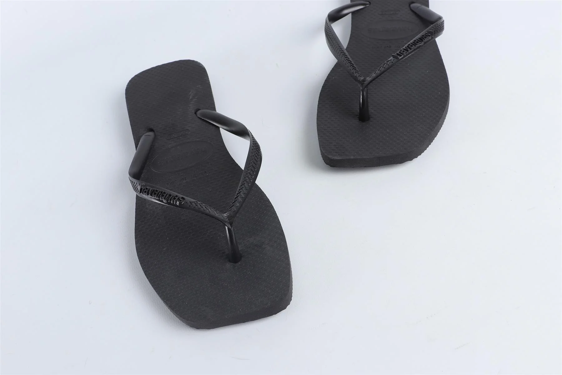 HAVAIANAS BLACK FLIP FLOPS EU 37-38 UK 4-5 US 7-8 - Image 4