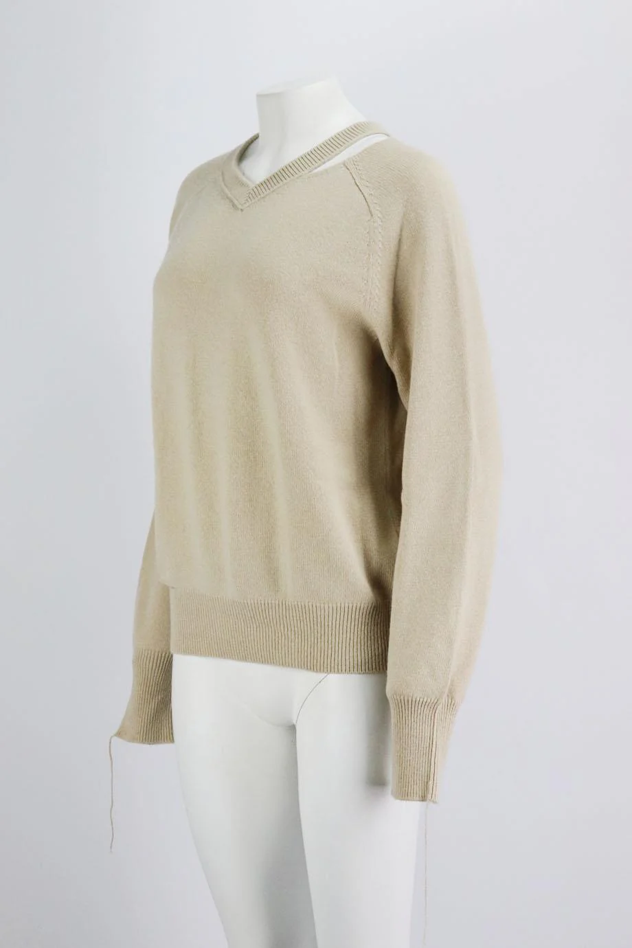 HELMUT LANG DISTESSED WOOL AND CASHMERE SWEATER SMALL - Image 3