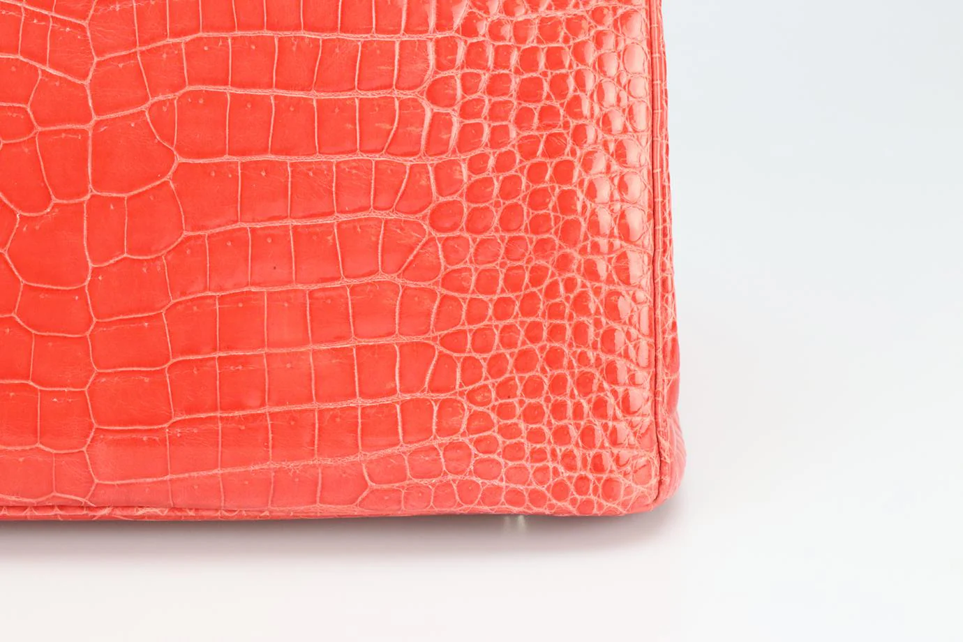 HERMÈS 2011 BIRKIN 35CM SHINY POROSUS CROCODILE LEATHER BAG - Image 6