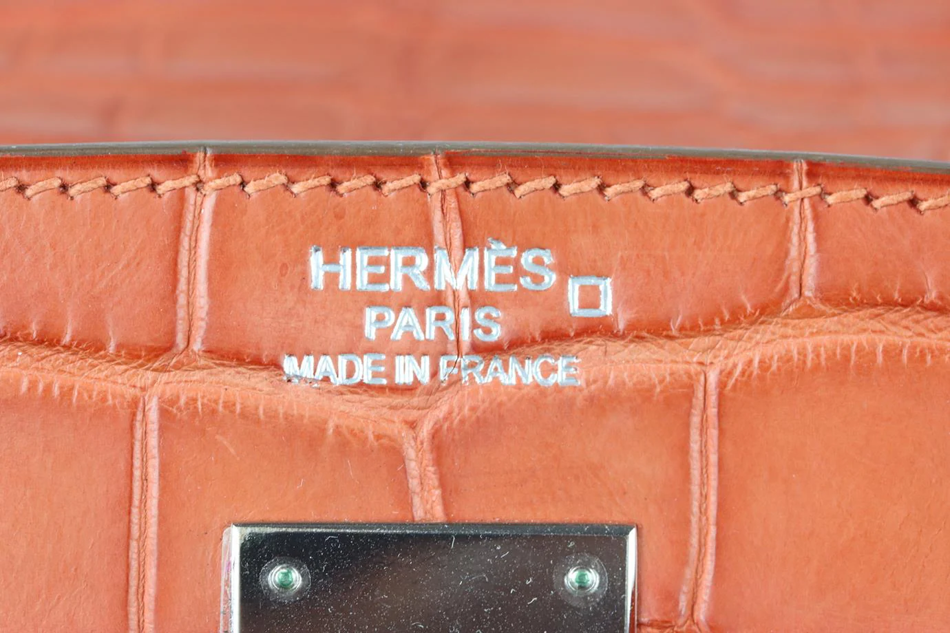 HERMÈS 2011 BIRKIN 40CM MATTE ALLIGATOR MISSISSIPPIENSIS LEATHER BAG - Image 11