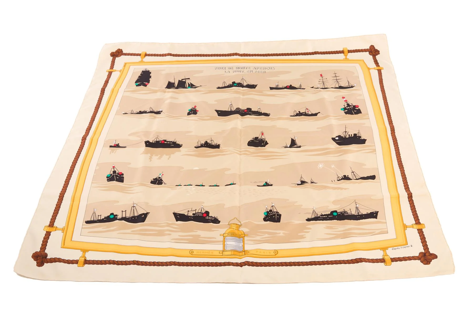 HERMÈS BEIGE FEUX DE ROUTE APERÇUS LA NUIT, EN MER SILK SCARF - Image 6