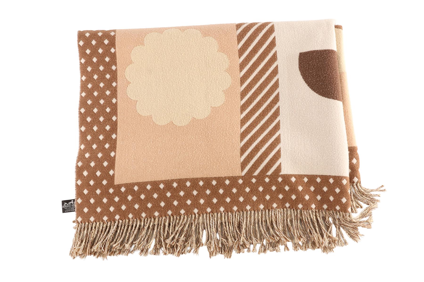 HERMÈS BEIGE LES OBJETS DU FAUBOURG BLANKET - Image 3
