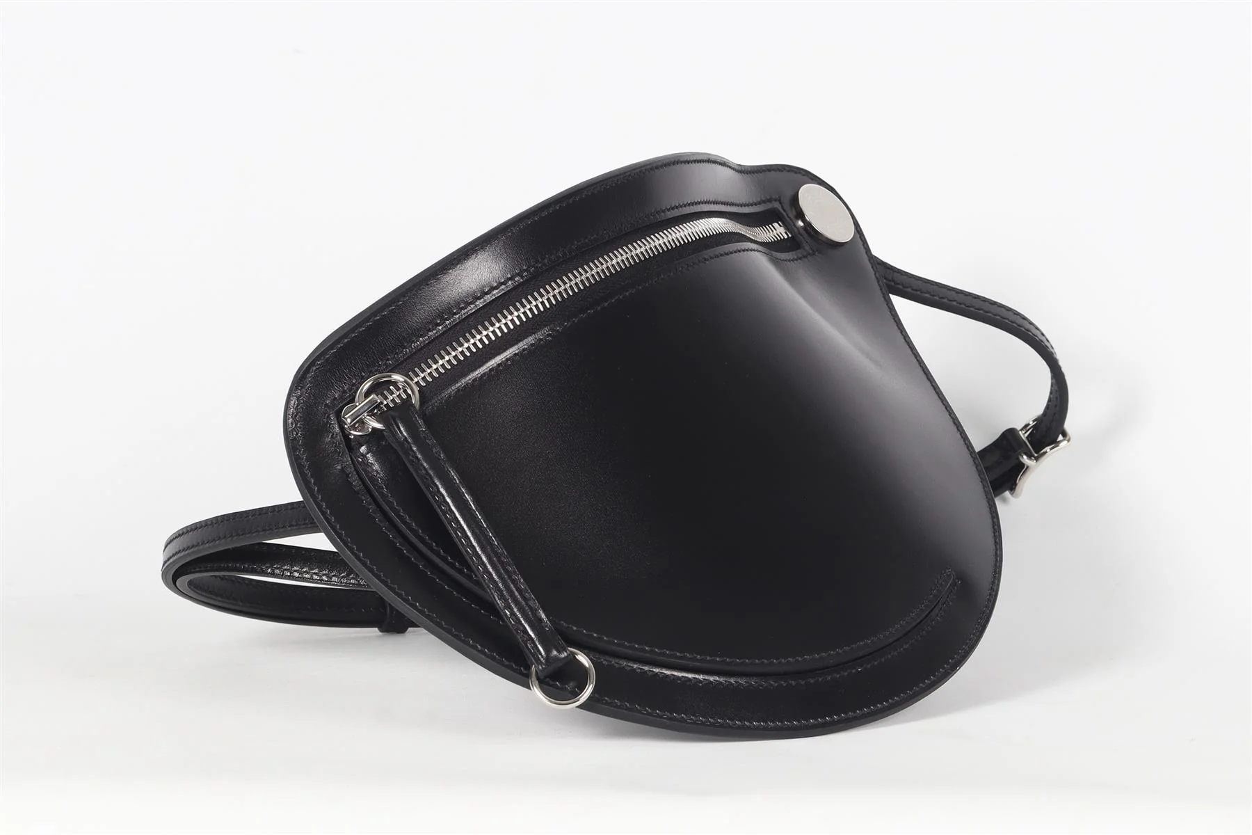 HERMÈS BLACK 2024 PETITE COURSE BOX LEATHER SHOULDER BAG IN NOIR - Image 3