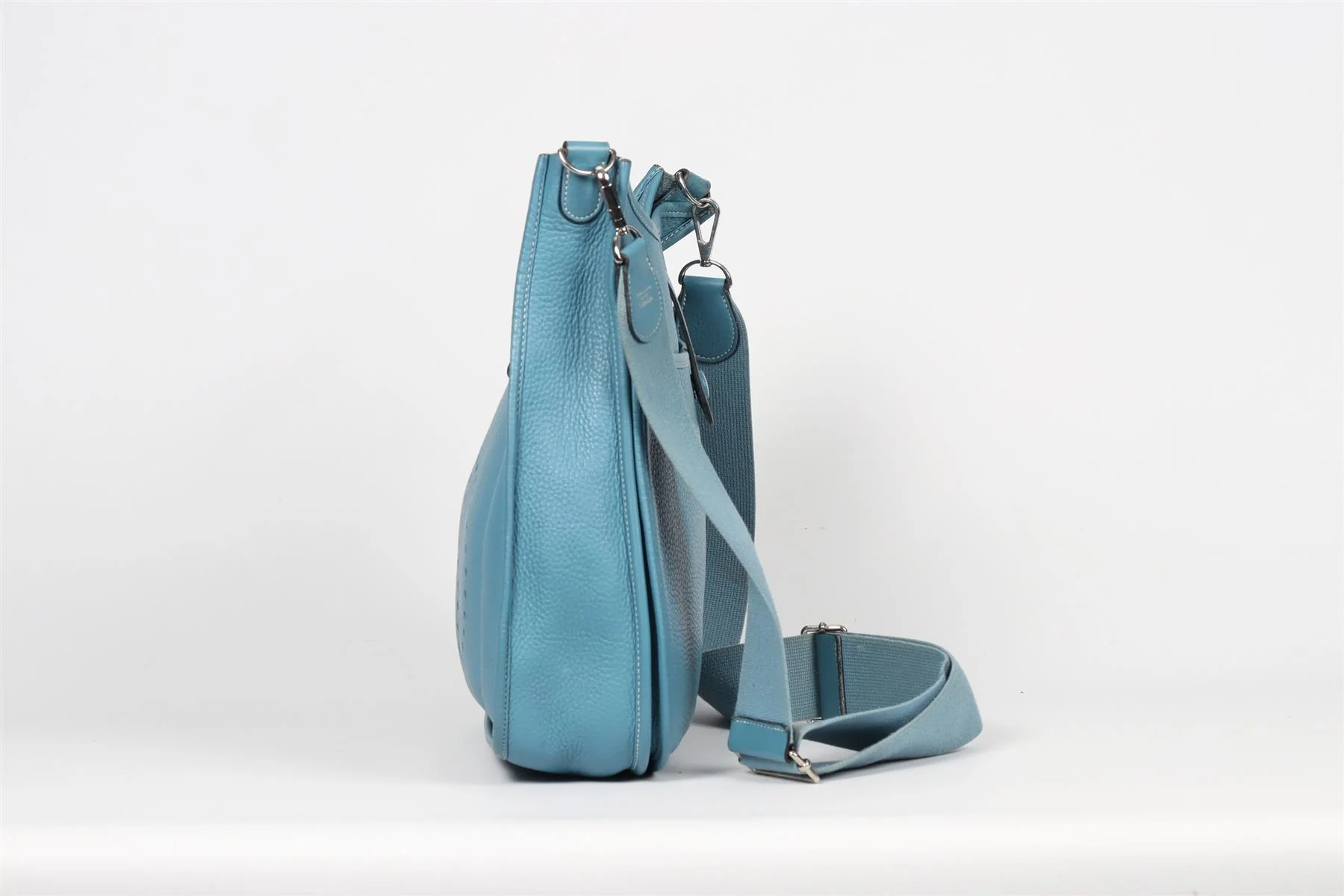 HERMÈS BLUE 2011 EVELYNE 33CM CLEMENCE LEATHER SHOULDER BAG - Image 6