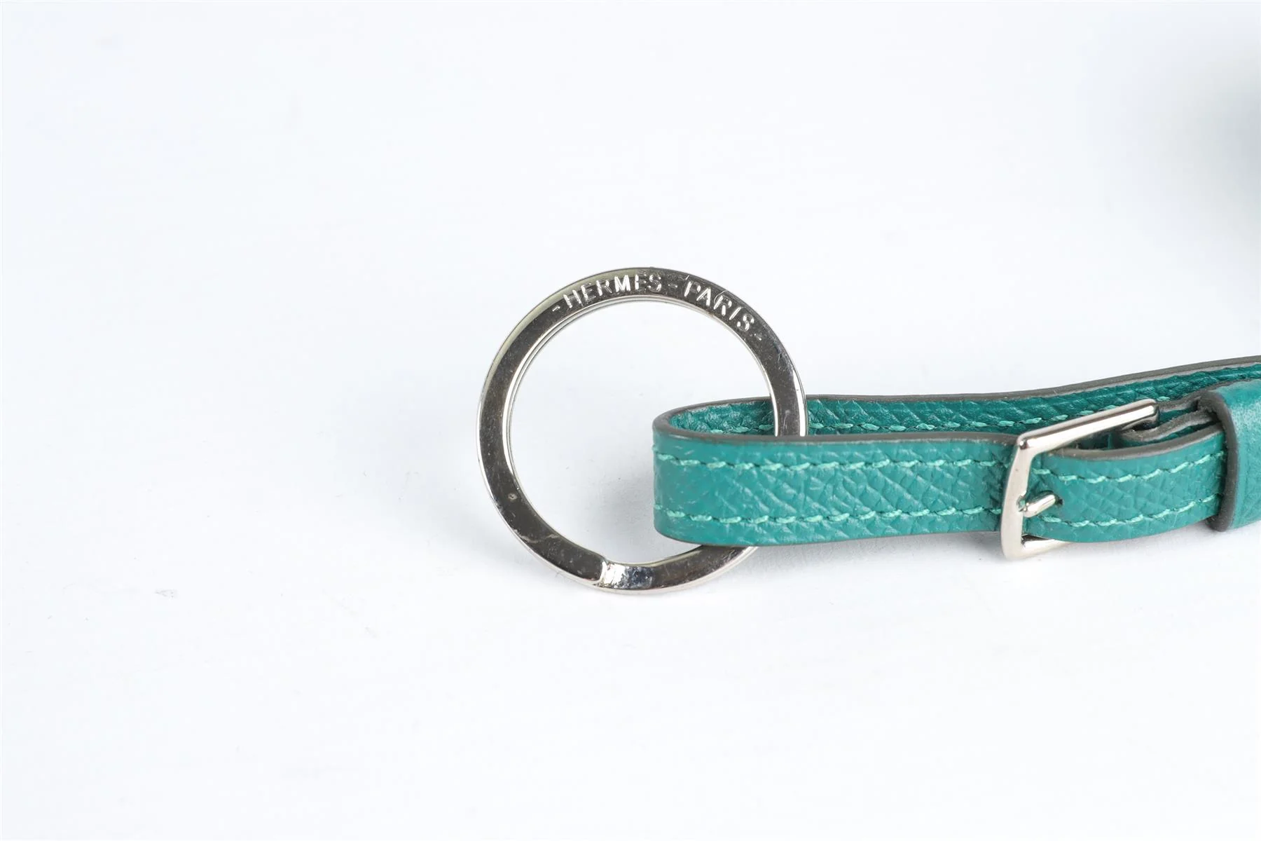 HERMÈS GREEN 2017 COLLIER DE CHIEN EPSOM LEATHER KEYCHAIN - Image 6