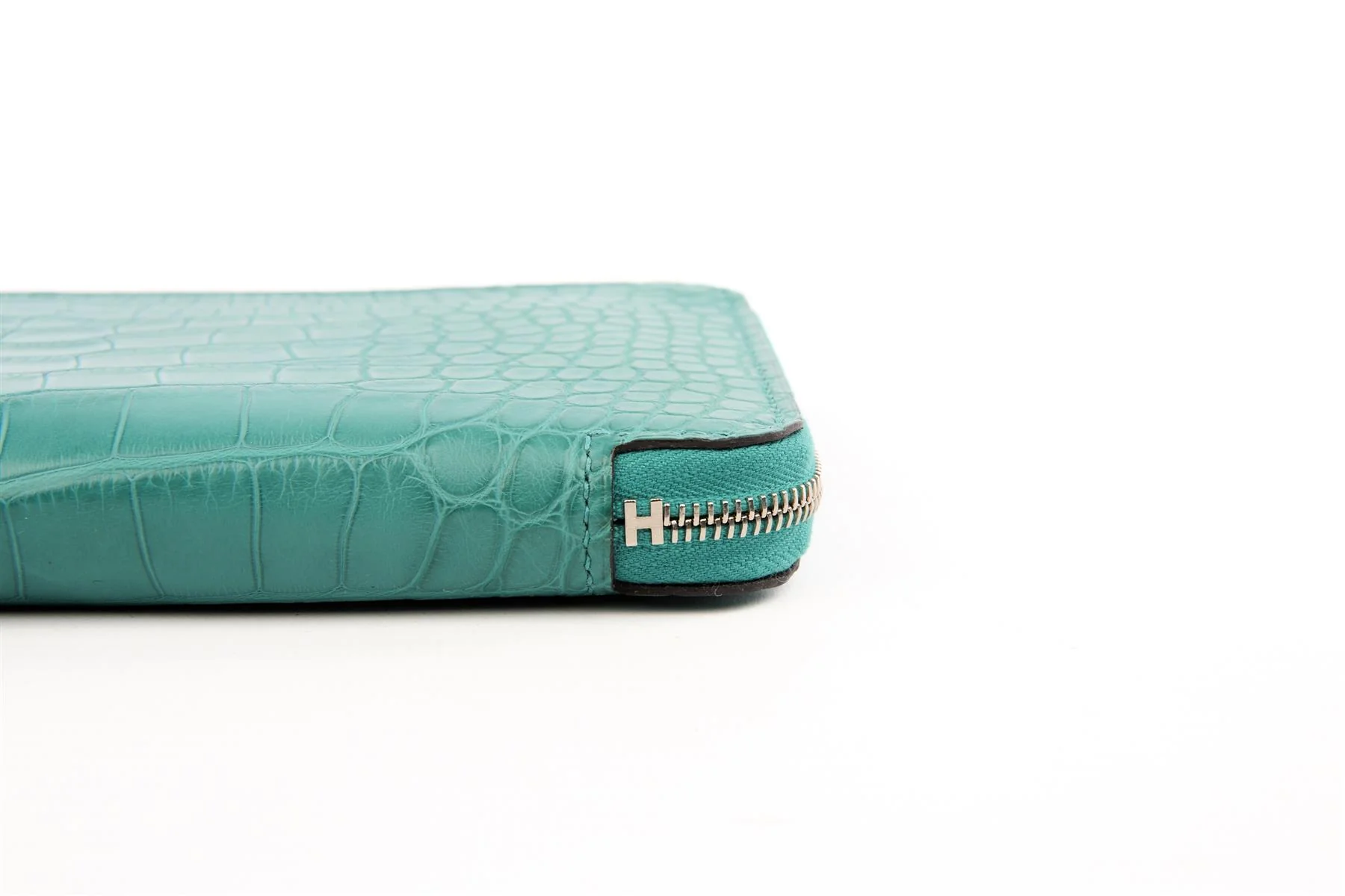 HERMÈS TURQUOISE 2017 AZAP CLASSIC MATTE ALLIGATOR MISSISSIPPIENSIS WALLET - Image 8