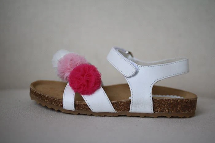 IL GUFO GIRLS WHITE POM-POM SANDALS EU 26 UK 8.5 - Image 2