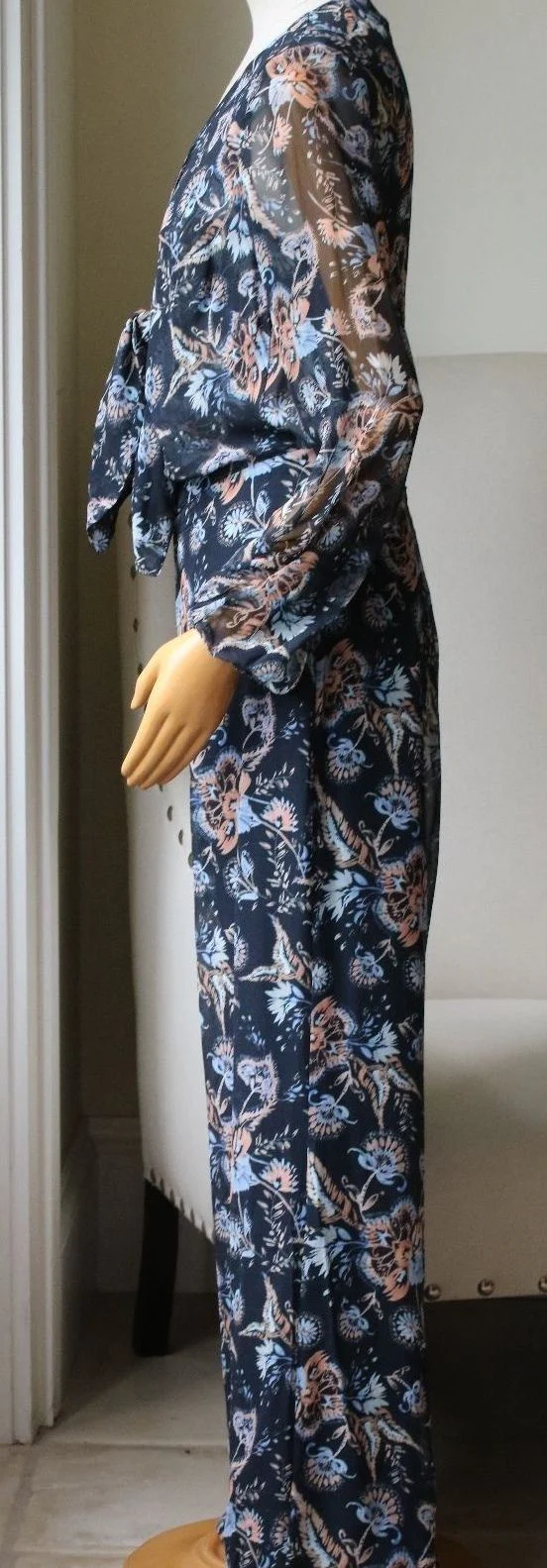 INTERMIX LYSETTE FRONT KNOT PRINT JUMPSUIT MEDIUM - Image 3
